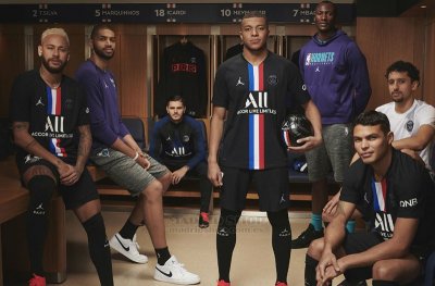 PSG estrena su cuarta camiseta 2019-20 junto a Jordan
