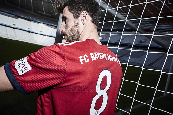 bayern-munich-adidas-home-kit-2018-19-javi-martinez.jpg