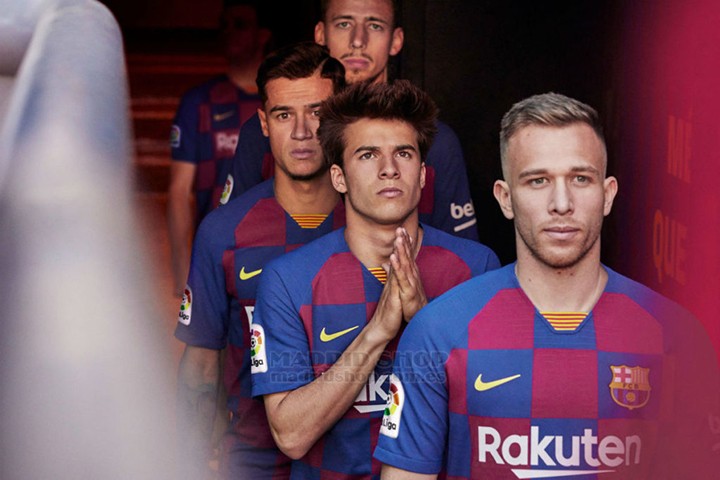 Camiseta-AJedrezada-Barcelona-2019-20-1024x683.jpg